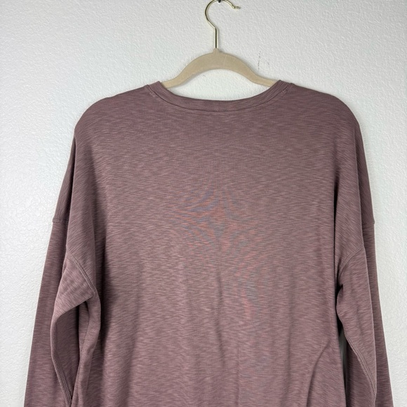 Vuori Men's Mauve Long Sleeve Shirt size M - Picture 8 of 9